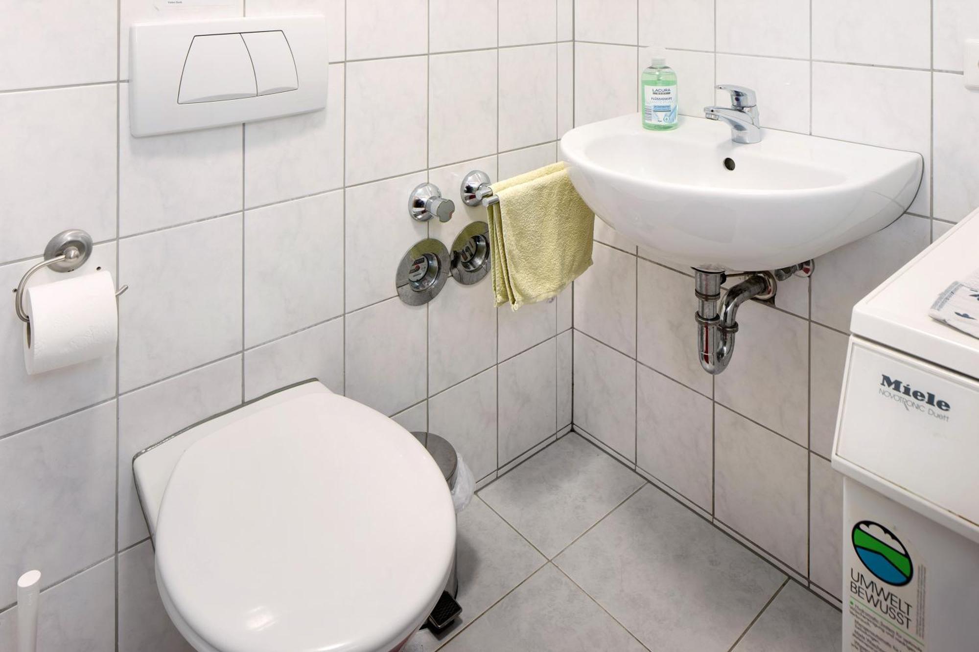 Ferienwohnung Gloeckler Freiburg im Breisgau Eksteriør bilde